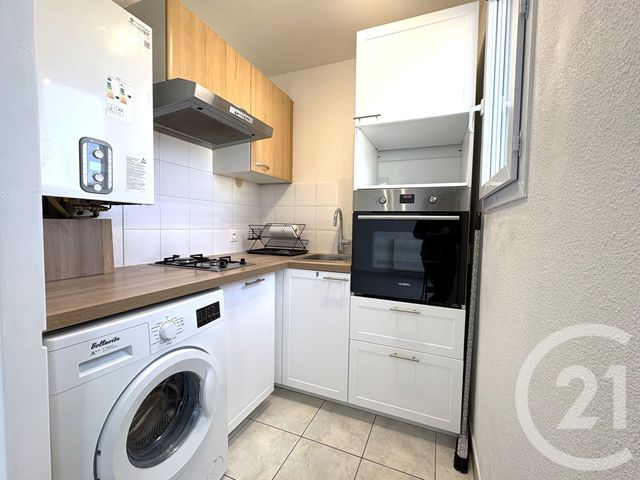 Appartement T2 &agrave; louer - 2 pi&egrave;ces - 42,22 m2 - Rumilly - 74 - RHONE-ALPES