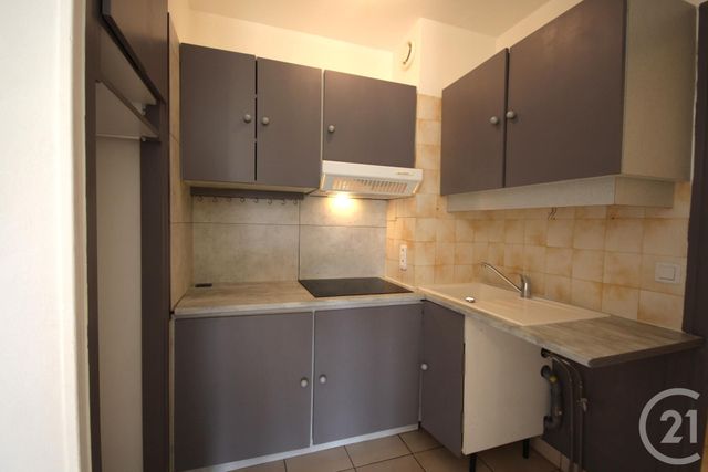 Appartement T2 &agrave; louer - 2 pi&egrave;ces - 31,33 m2 - Rumilly - 74 - RHONE-ALPES