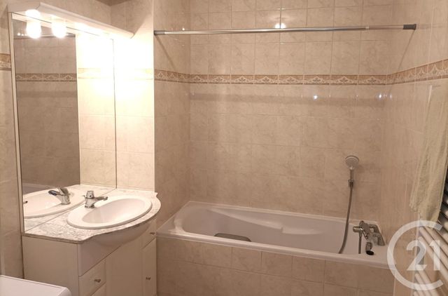 Appartement T2 &agrave; louer - 2 pi&egrave;ces - 44 m2 - Rumilly - 74 - RHONE-ALPES