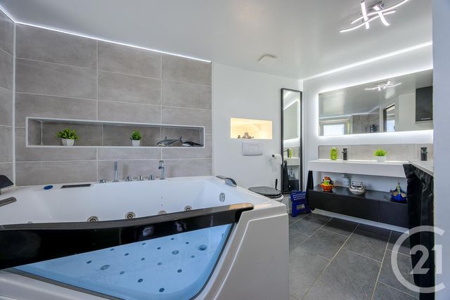 Appartement F5 &agrave; vendre - 5 pi&egrave;ces - 92,14 m2 - Rumilly - 74 - RHONE-ALPES