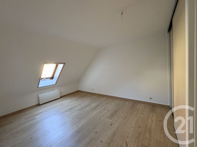 Appartement Duplex &agrave; louer - 2 pi&egrave;ces - 62,80 m2 - Rumilly - 74 - RHONE-ALPES