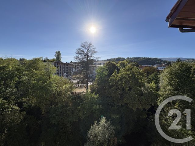 Appartement Duplex &agrave; louer - 2 pi&egrave;ces - 62,80 m2 - Rumilly - 74 - RHONE-ALPES