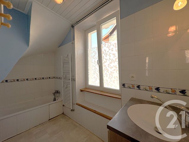 Maison &agrave; louer - 4 pi&egrave;ces - 105 m2 - St Eusebe - 74 - RHONE-ALPES