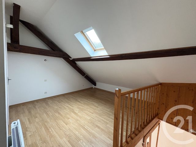 Appartement Duplex &agrave; louer - 2 pi&egrave;ces - 42,09 m2 - Rumilly - 74 - RHONE-ALPES