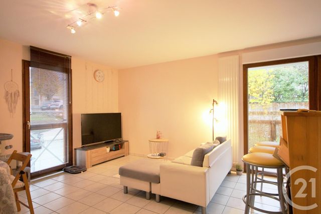 Appartement T2 &agrave; louer - 2 pi&egrave;ces - 50 m2 - Viuz La Chiesaz - 74 - RHONE-ALPES