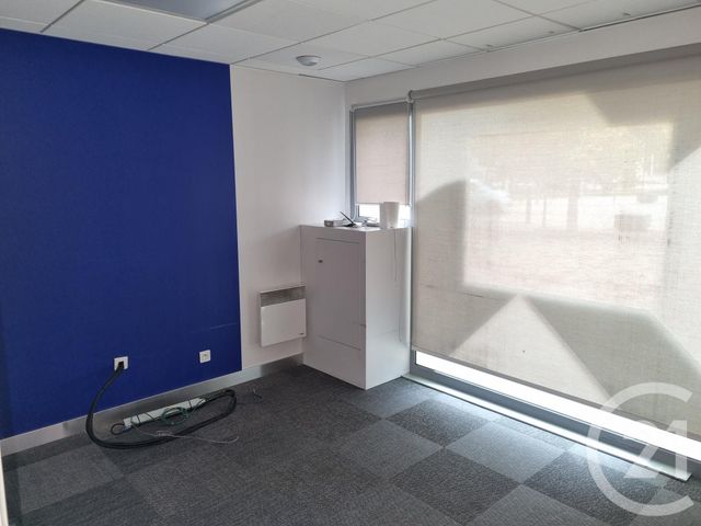 Local commercial à louer - 170.0 m2 - 74 - Haute-Savoie