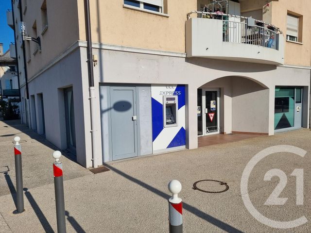 Local commercial à louer - 170.0 m2 - 74 - Haute-Savoie