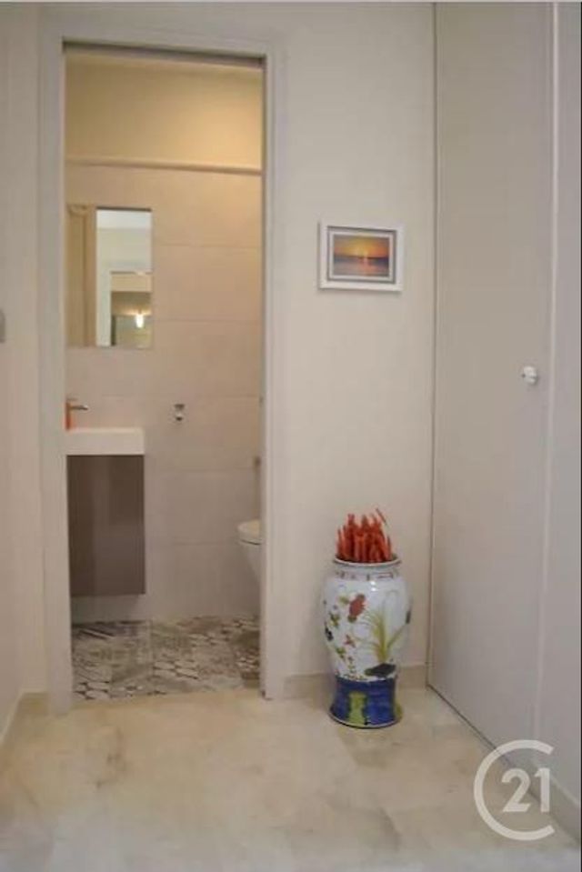 Appartement Studio &agrave; louer - 1 pi&egrave;ce - 27,12 m2 - Cap D Ail - 06 - PROVENCE-ALPES-COTE-D-AZUR