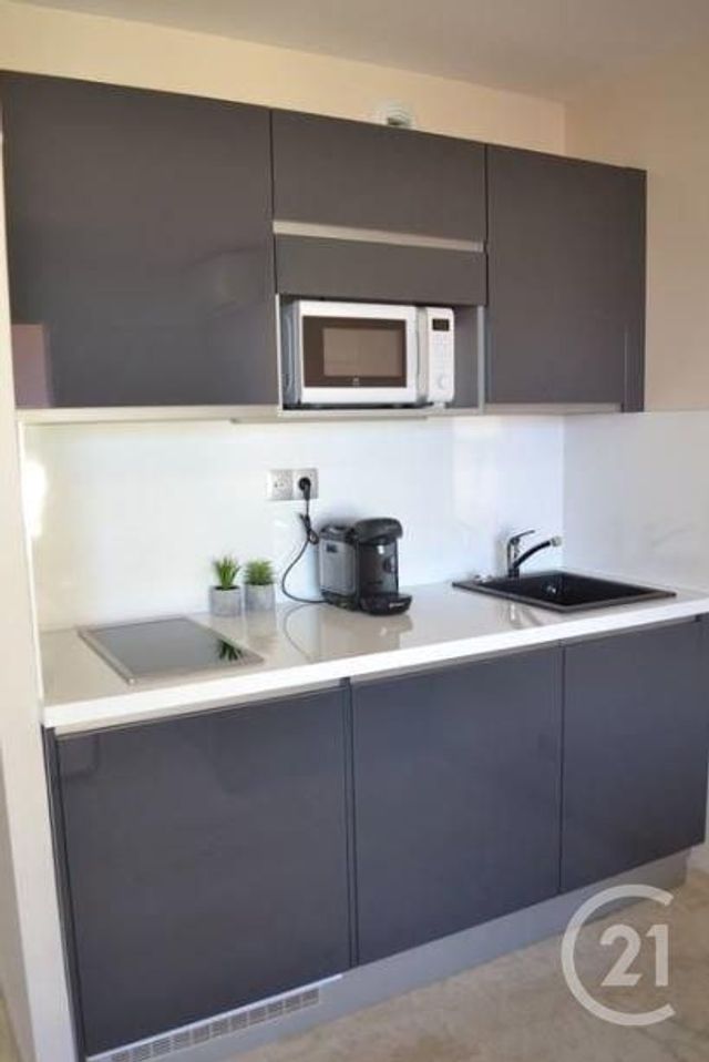 Appartement Studio &agrave; louer - 1 pi&egrave;ce - 27,12 m2 - Cap D Ail - 06 - PROVENCE-ALPES-COTE-D-AZUR