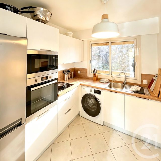 Appartement F4 &agrave; vendre - 4 pi&egrave;ces - 86,61 m2 - Cap D Ail - 06 - PROVENCE-ALPES-COTE-D-AZUR