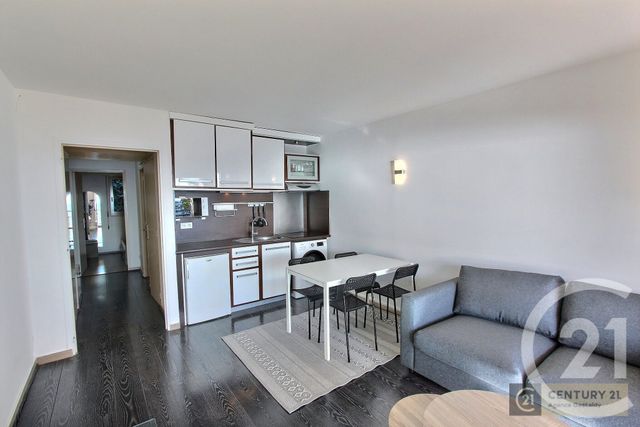 Appartement F2 &agrave; louer - 2 pi&egrave;ces - 33,68 m2 - Cap D Ail - 06 - PROVENCE-ALPES-COTE-D-AZUR