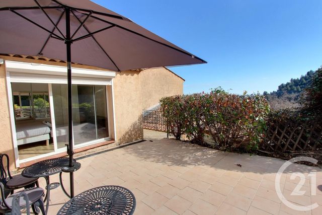 Maison à louer - 5 pièces - 180 m2 - Roquebrune Cap Martin - 06 - PROVENCE-ALPES-COTE-D-AZUR