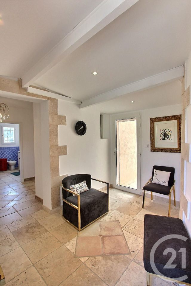 Maison à louer - 5 pièces - 180 m2 - Roquebrune Cap Martin - 06 - PROVENCE-ALPES-COTE-D-AZUR