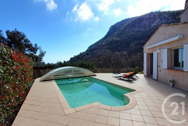 Maison à louer - 5 pièces - 180 m2 - Roquebrune Cap Martin - 06 - PROVENCE-ALPES-COTE-D-AZUR