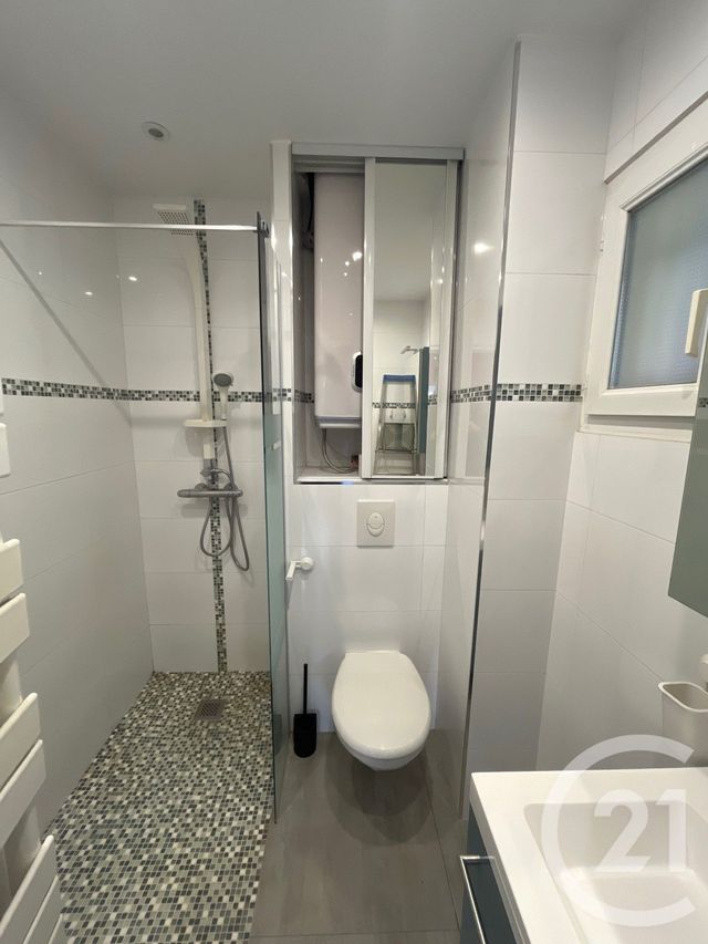 Appartement F2 &agrave; louer - 2 pi&egrave;ces - 28,27 m2 - Cap D Ail - 06 - PROVENCE-ALPES-COTE-D-AZUR