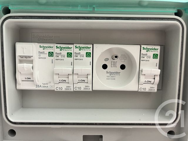 Parking &agrave; louer - 25 m2 - Cap D Ail - 06 - PROVENCE-ALPES-COTE-D-AZUR