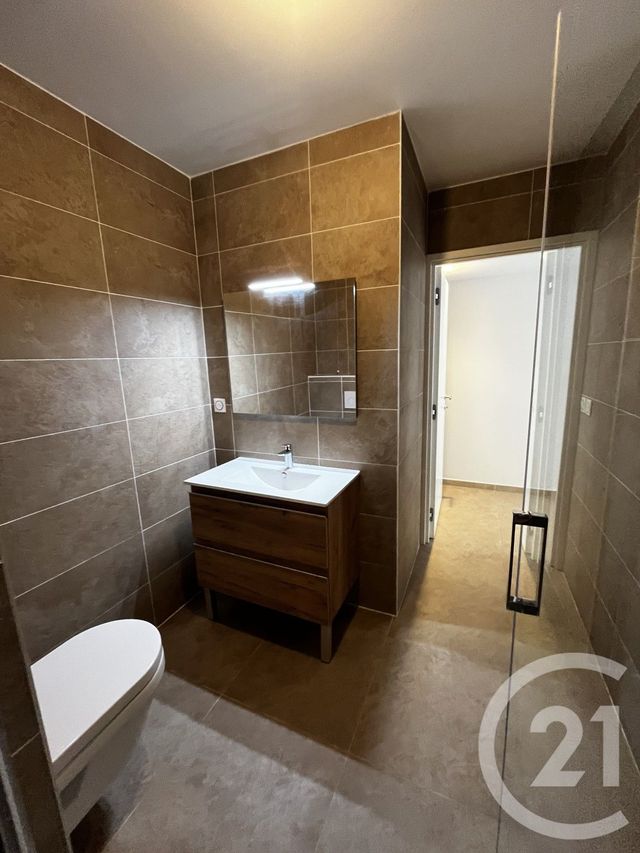 Appartement Studio &agrave; louer - 1 pi&egrave;ce - 27,67 m2 - Cap D Ail - 06 - PROVENCE-ALPES-COTE-D-AZUR