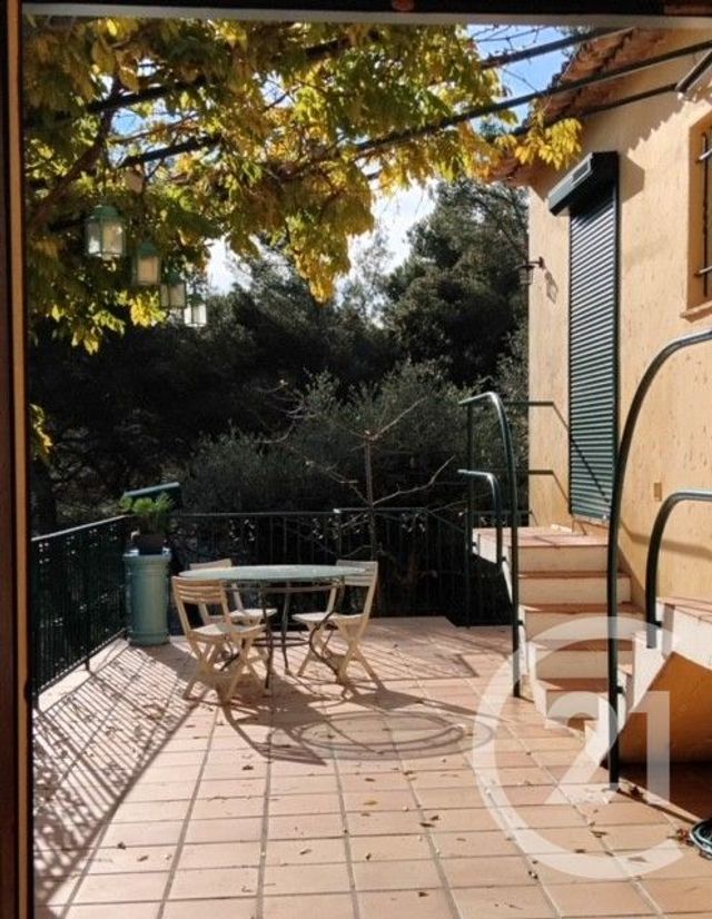 Maison &agrave; louer - 4 pi&egrave;ces - 107,47 m2 - La Trinite - 06 - PROVENCE-ALPES-COTE-D-AZUR
