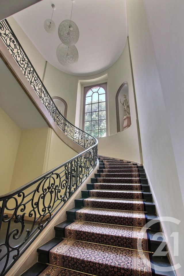 Appartement Studio &agrave; louer - 1 pi&egrave;ce - 32,95 m2 - Roquebrune Cap Martin - 06 - PROVENCE-ALPES-COTE-D-AZUR