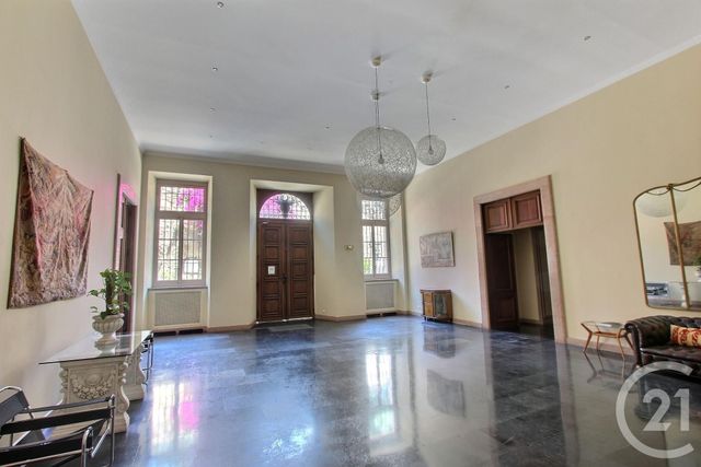 Appartement Studio &agrave; louer - 1 pi&egrave;ce - 32,95 m2 - Roquebrune Cap Martin - 06 - PROVENCE-ALPES-COTE-D-AZUR