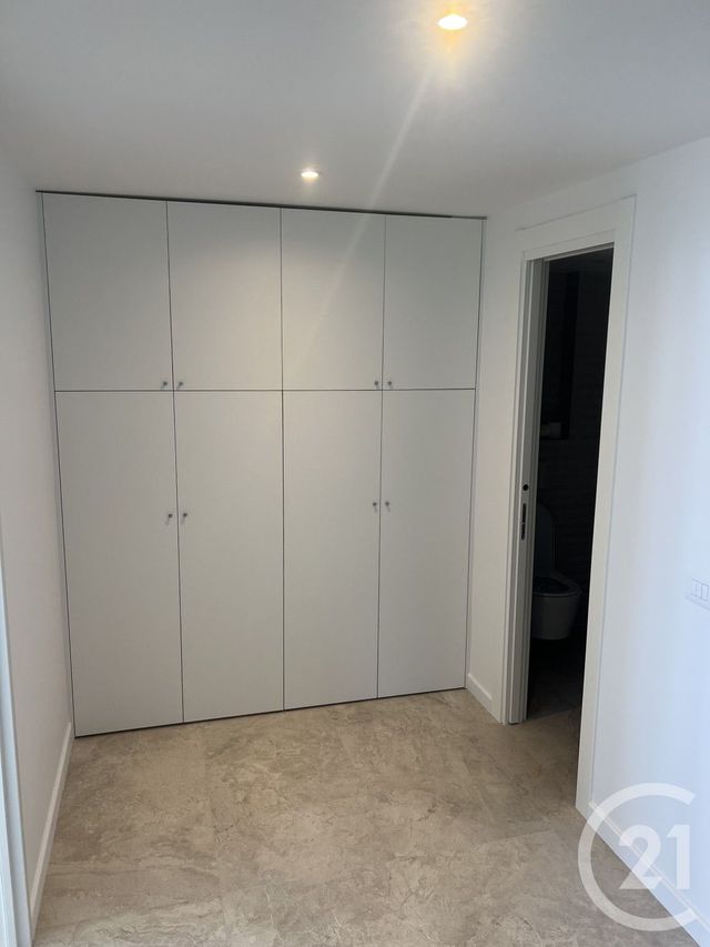 Maison &agrave; louer - 4 pi&egrave;ces - 100 m2 - Cap D Ail - 06 - PROVENCE-ALPES-COTE-D-AZUR