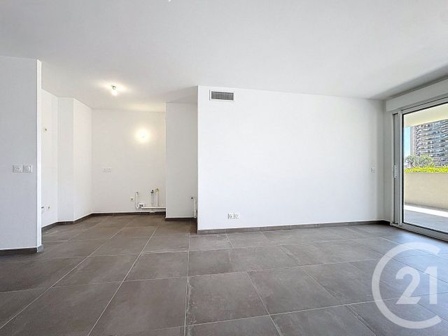 Appartement F3 bis &agrave; vendre - 3 pi&egrave;ces - 72,80 m2 - Beausoleil - 06 - PROVENCE-ALPES-COTE-D-AZUR