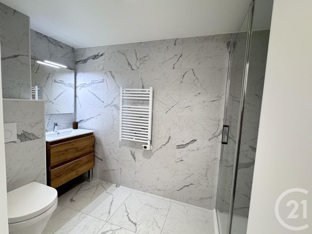 Appartement F1 &agrave; louer - 1 pi&egrave;ce - 26,89 m2 - Cap D Ail - 06 - PROVENCE-ALPES-COTE-D-AZUR