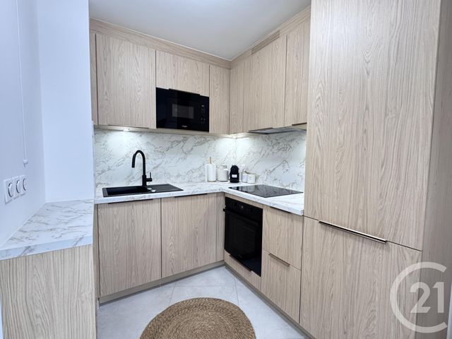 Appartement F1 &agrave; louer - 1 pi&egrave;ce - 26,89 m2 - Cap D Ail - 06 - PROVENCE-ALPES-COTE-D-AZUR