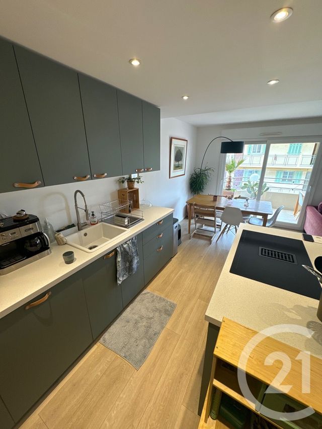 Appartement F4 &agrave; louer - 4 pi&egrave;ces - 77,96 m2 - Cap D Ail - 06 - PROVENCE-ALPES-COTE-D-AZUR