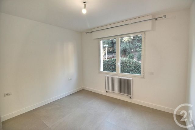 Appartement F3 &agrave; louer - 3 pi&egrave;ces - 77,12 m2 - Cap D Ail - 06 - PROVENCE-ALPES-COTE-D-AZUR