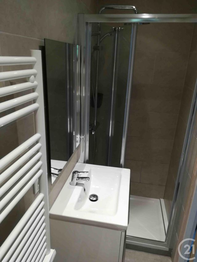 Appartement F1 &agrave; louer - 1 pi&egrave;ce - 24,25 m2 - Cap D Ail - 06 - PROVENCE-ALPES-COTE-D-AZUR