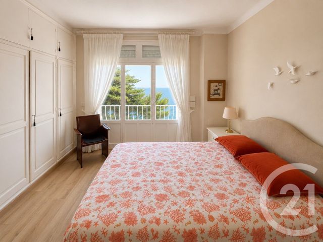 Appartement &agrave; louer - 2 pi&egrave;ces - 38 m2 - Cap D Ail - 06 - PROVENCE-ALPES-COTE-D-AZUR