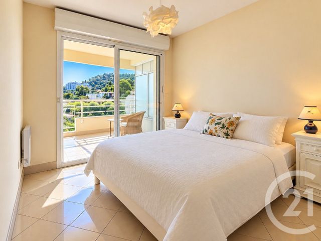 Appartement T3 &agrave; vendre - 3 pi&egrave;ces - 76,01 m2 - Beausoleil - 06 - PROVENCE-ALPES-COTE-D-AZUR