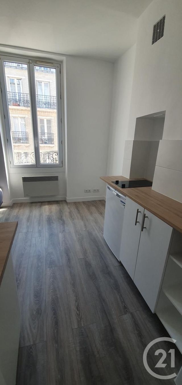 Appartement F1 &agrave; louer - 1 pi&egrave;ce - 11,25 m2 - Paris - 75013 - ILE-DE-FRANCE