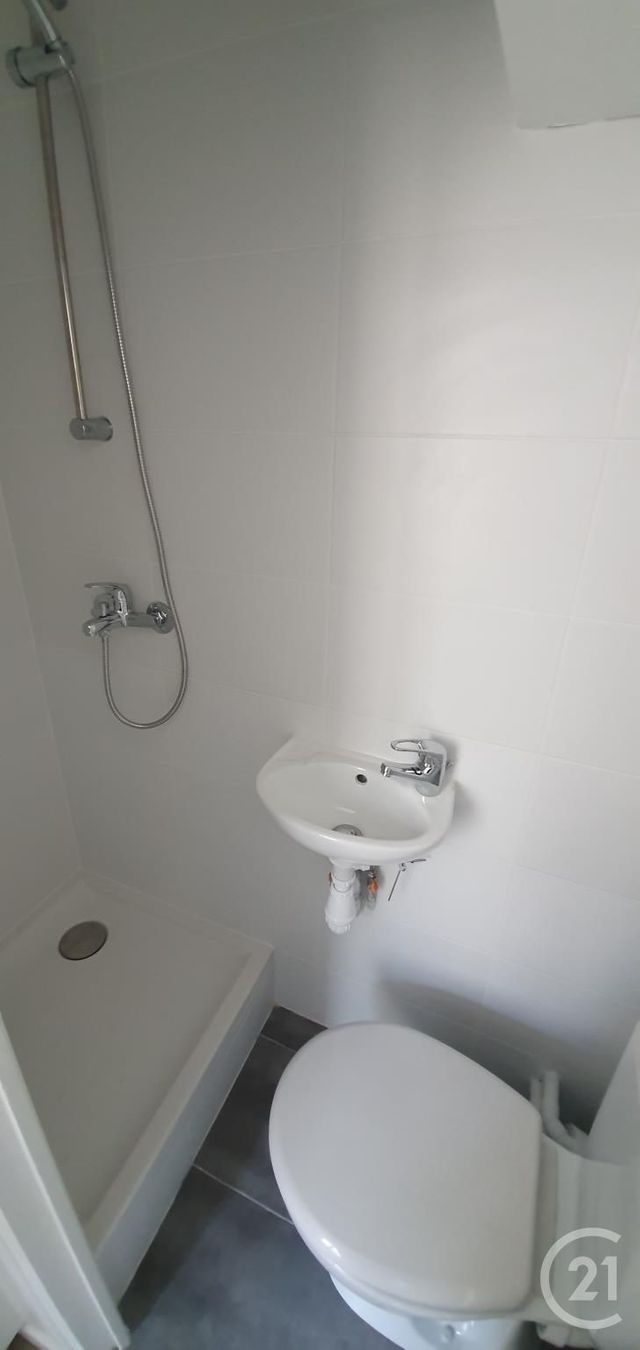 Appartement F1 &agrave; louer - 1 pi&egrave;ce - 11,25 m2 - Paris - 75013 - ILE-DE-FRANCE