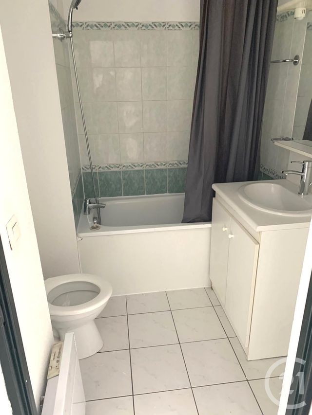 Appartement F1 &agrave; louer - 1 pi&egrave;ce - 19,25 m2 - Paris - 75013 - ILE-DE-FRANCE