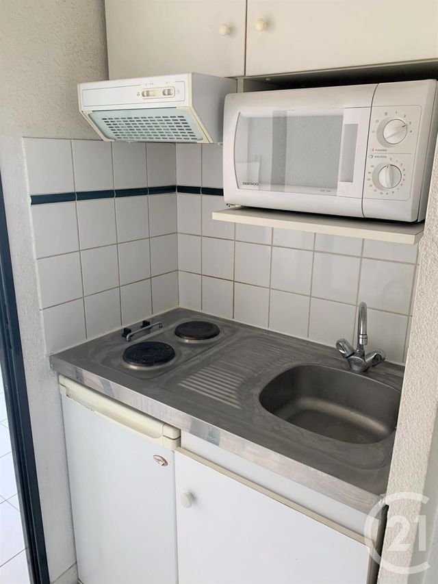 Appartement F1 &agrave; louer - 1 pi&egrave;ce - 19,25 m2 - Paris - 75013 - ILE-DE-FRANCE