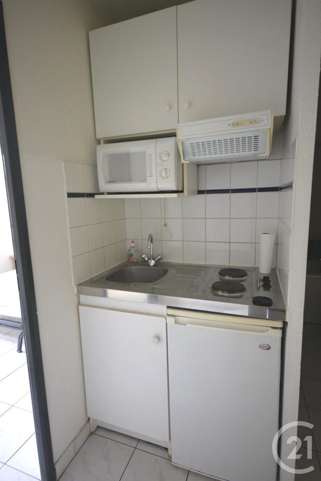 Appartement F1 &agrave; louer - 1 pi&egrave;ce - 22,94 m2 - Paris - 75013 - ILE-DE-FRANCE