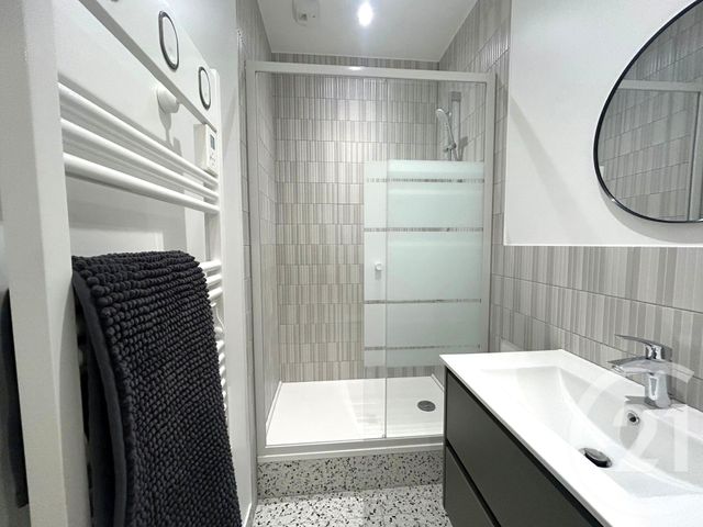 Appartement F3 &agrave; louer - 3 pi&egrave;ces - 50 m2 - Paris - 75013 - ILE-DE-FRANCE