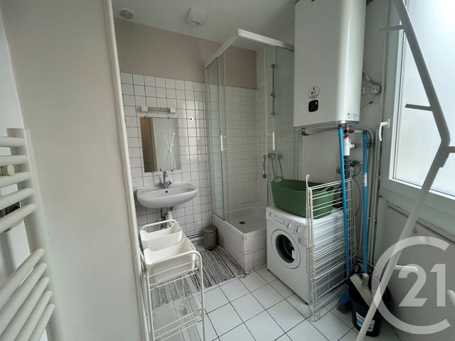 Appartement F2 &agrave; louer - 2 pi&egrave;ces - 33 m2 - Paris - 75013 - ILE-DE-FRANCE