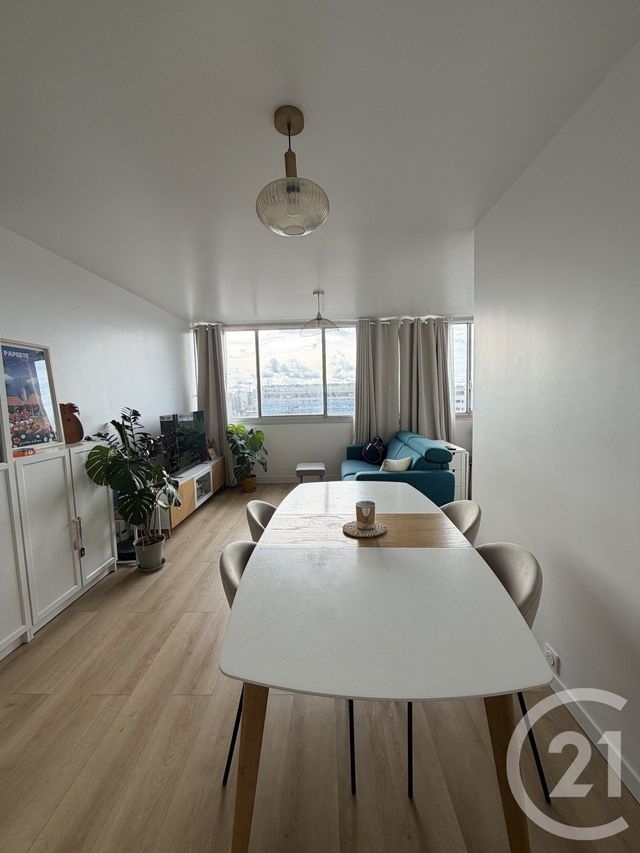 Appartement F3 &agrave; louer - 3 pi&egrave;ces - 64 m2 - Paris - 75013 - ILE-DE-FRANCE