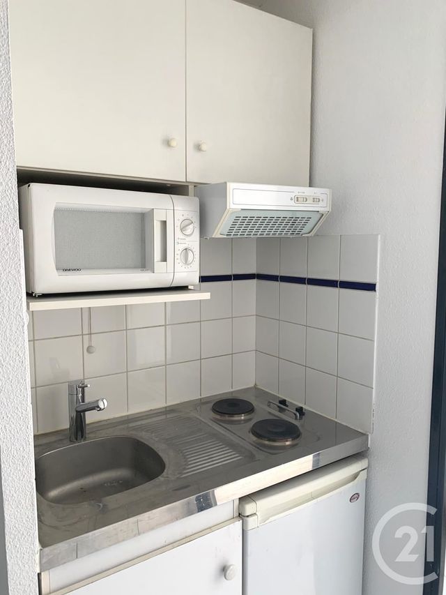 Appartement F1 &agrave; louer - 1 pi&egrave;ce - 18,42 m2 - Paris - 75013 - ILE-DE-FRANCE