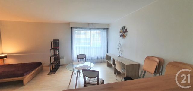 Appartement F1 &agrave; louer - 1 pi&egrave;ce - 37,69 m2 - Paris - 75013 - ILE-DE-FRANCE