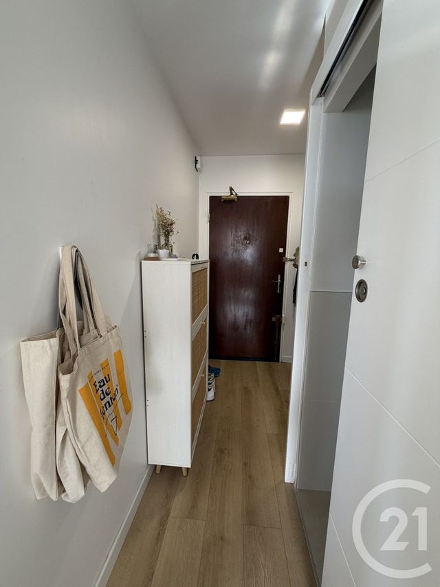 Appartement F3 &agrave; louer - 3 pi&egrave;ces - 64 m2 - Paris - 75013 - ILE-DE-FRANCE