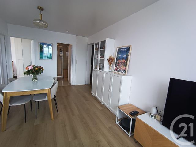 Appartement F3 &agrave; louer - 3 pi&egrave;ces - 64 m2 - Paris - 75013 - ILE-DE-FRANCE