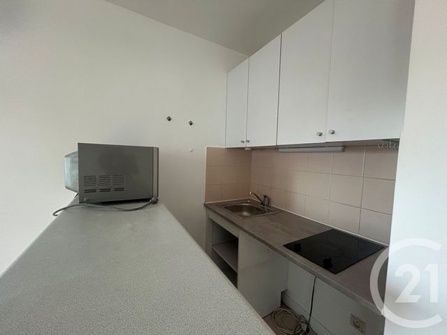 Appartement Studio &agrave; louer - 1 pi&egrave;ce - 22,38 m2 - Paris - 75013 - ILE-DE-FRANCE