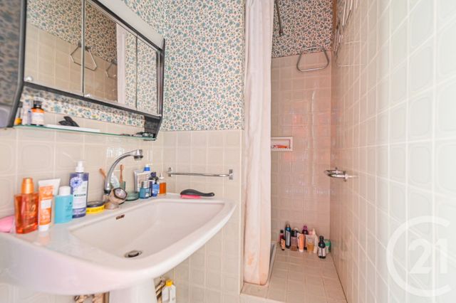 Appartement &agrave; vendre - 5 pi&egrave;ces - 103 m2 - Paris - 75011 - ILE-DE-FRANCE