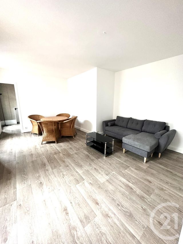 Appartement F2 &agrave; louer - 2 pi&egrave;ces - 42,85 m2 - Paris - 75013 - ILE-DE-FRANCE