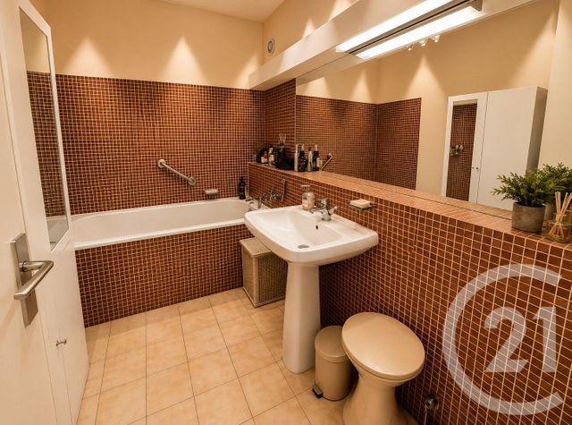 Appartement F5 &agrave; vendre - 5 pi&egrave;ces - 99,05 m2 - Paris - 75011 - ILE-DE-FRANCE