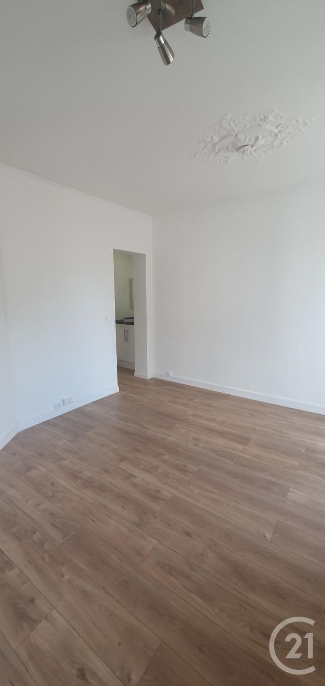 Appartement F2 &agrave; louer - 2 pi&egrave;ces - 38,68 m2 - Paris - 75013 - ILE-DE-FRANCE